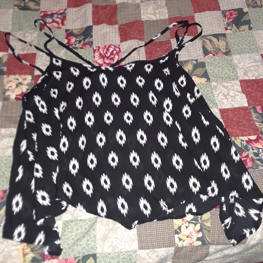 Black and white crop top